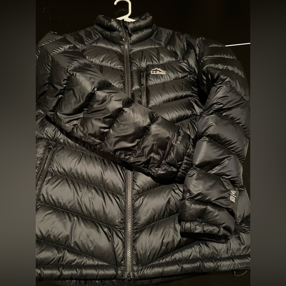 LL Bean Men's Ultralight 850 Down Jacket M Black